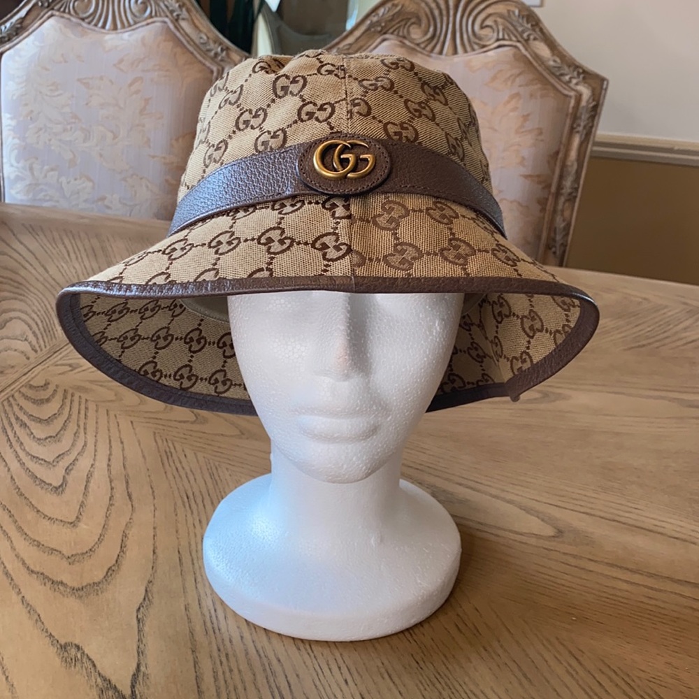 ❤️ Authentic Gucci Bucket Hat